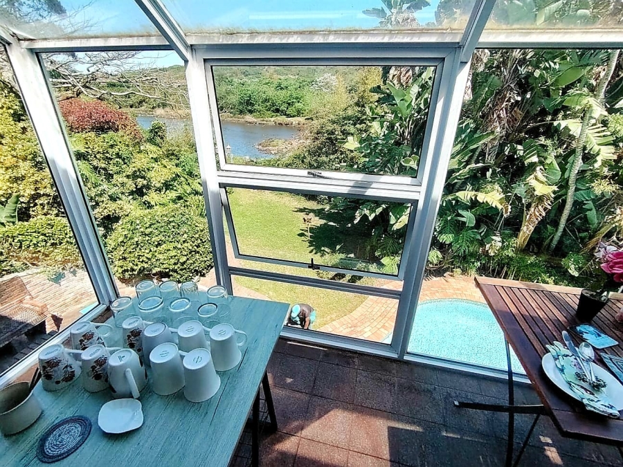 6 Bedroom Property for Sale in Abbotsford Eastern Cape